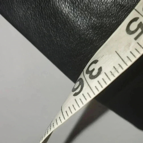 Wilfred Aritzia Malina Vegan Black Stretchy Staight Leg Pant SZ 10 Fits 8 - Picture 8 of 12